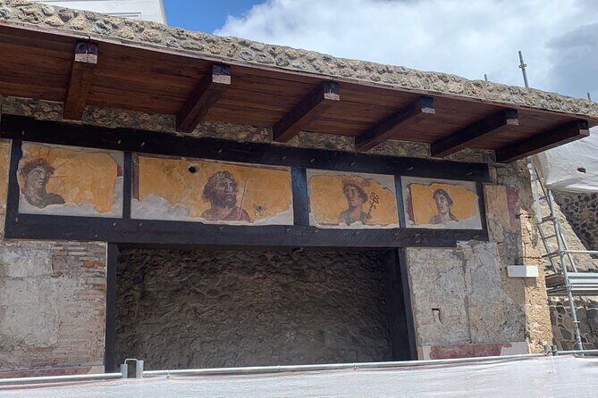 Once upon a time Pompeii 2 and a half hour tour - Listening with headsets: the small inclusion that makes a big difference