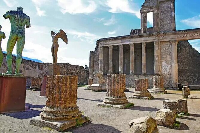 Pompei Archaeological Park Skip The Line ticket With audio Guide - Entering Pompeii Faster: Priority Admission and the Via Roma Addresses