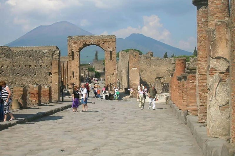 Pompei: Pompeii Private Tour - Pompeii in 3 hours: why this private format works