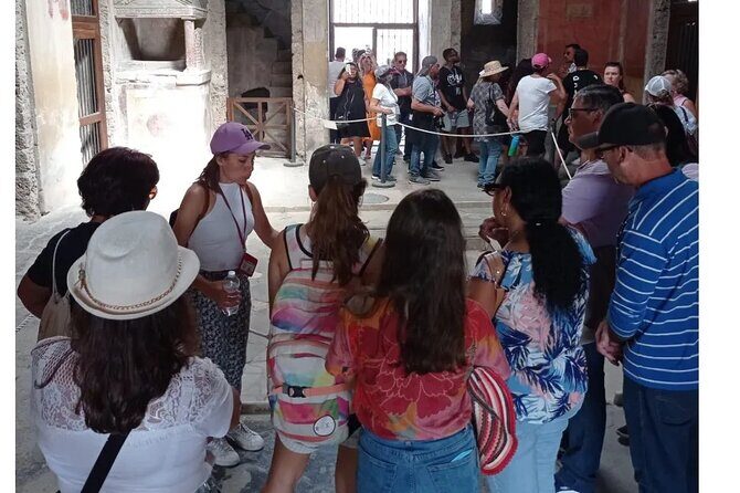 Pompeii 2 hours Private guided tour, A JOURNEY THROUGH THE TIME - Who this tour suits best
