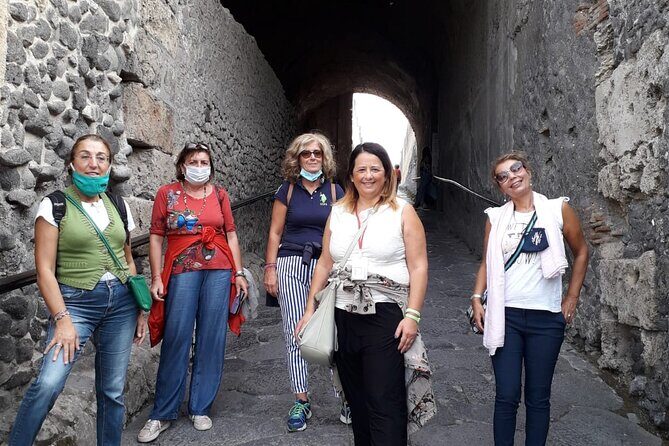 Pompeii Ancient City Walking Tour – Italian & English Guide - Practical tips to make your two days work