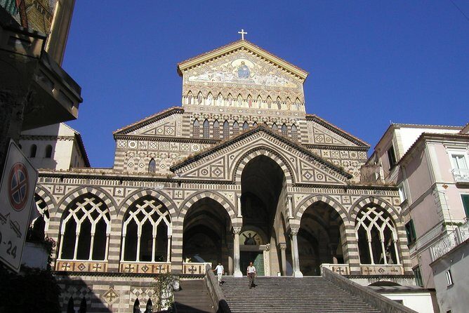 Pompeii and Amalfi Coast Day Trip from Naples - The Amalfi Drive: Stunning Views, Sore Stomachs, and Mountain Turns