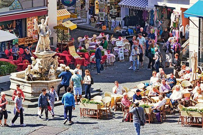 Pompeii and Amalfi Coast Day Trip from Rome - Positano or Sorrento: one hour to fall for a cliff town