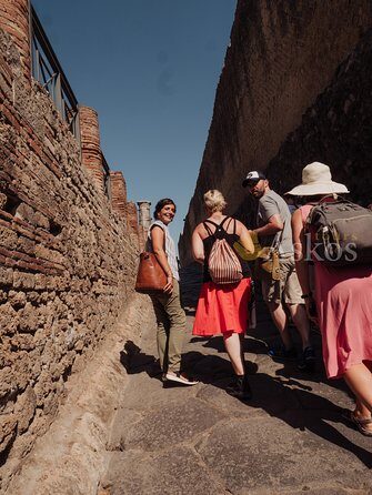 Pompeii and Amalfi Coast from the Port of Salerno - Entering Pompeii: a guided route built around the main scenes