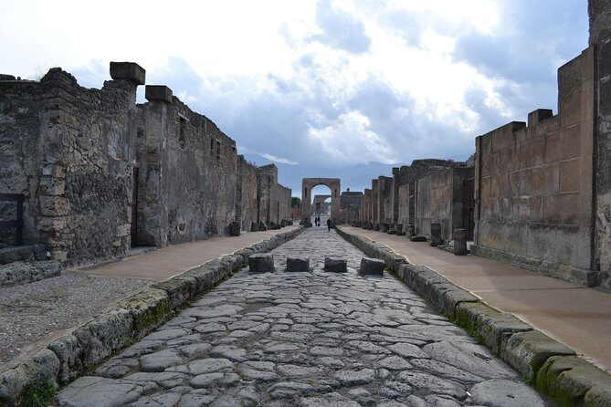 Pompeii and Herculaneum led by an Archaeologist with private transport - Tickets, the Pompeii Express entry package, and why you’ll care