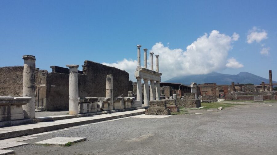 Pompeii and Herculaneum: Private Tour from Naples - Pompeii With a Guide: Roman Street Life in High Relief
