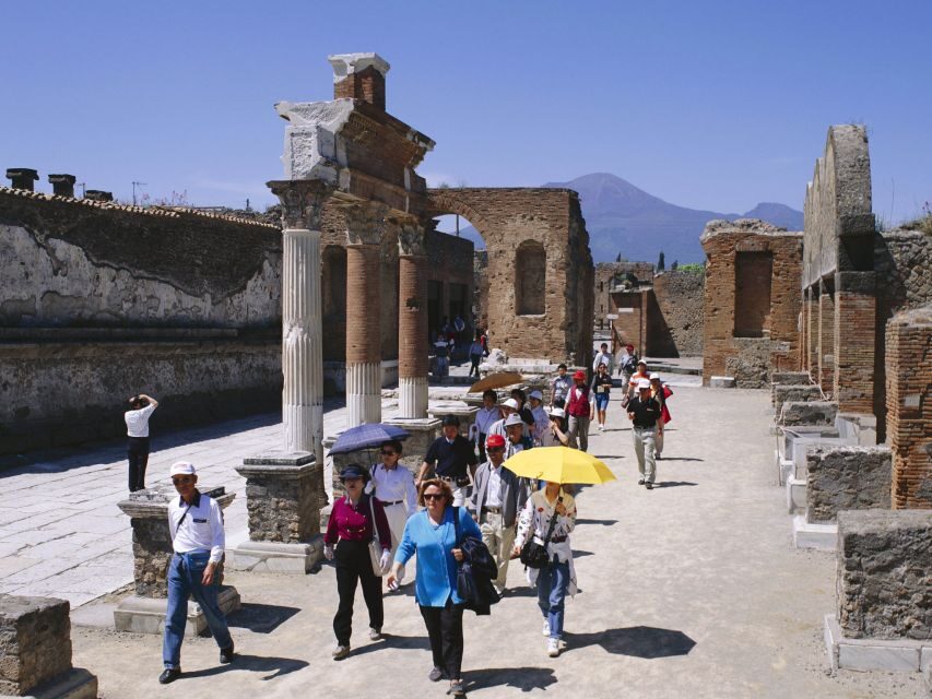 Pompeii and Herculaneum: Private Tour with Transportation - Pompeii’s Western Highlights: Forum Life, Everyday Shops, and the Lupanar