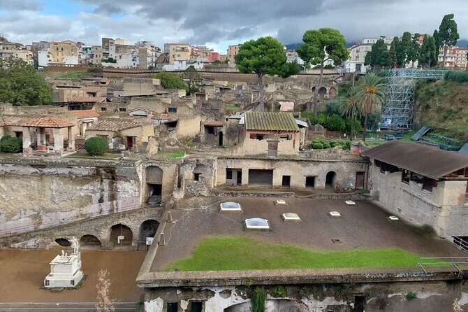 Pompeii and Herculaneum with Wine Tour - Herculaneum (Ercolano) in Two Hours: Smaller, Often More Revealing