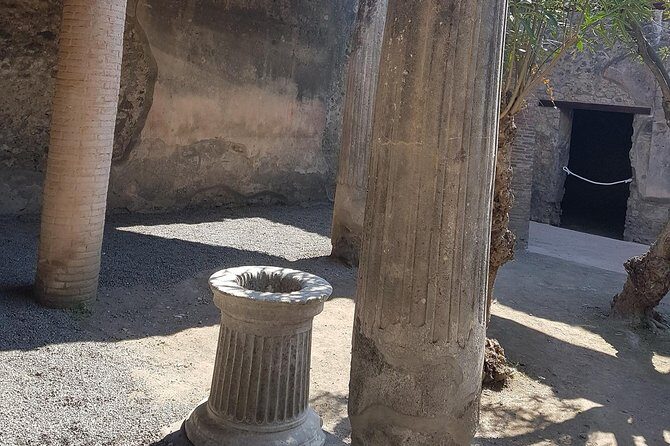 Pompeii and Naples From Rome: Private Full-Day Tour with Lunch - Skip-the-line isn’t the whole point, but it helps a lot