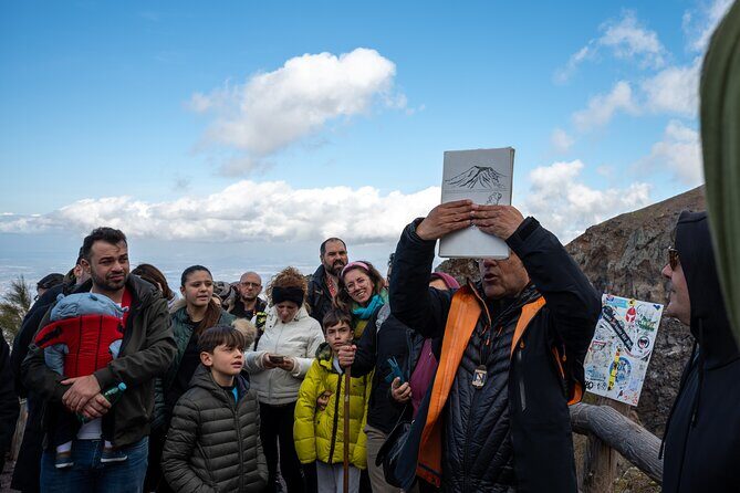 Pompeii and Vesuvius Small Group Tour from Sorrento with Pizza - Ristorante Kona pizza lunch: simple, included, and on-theme