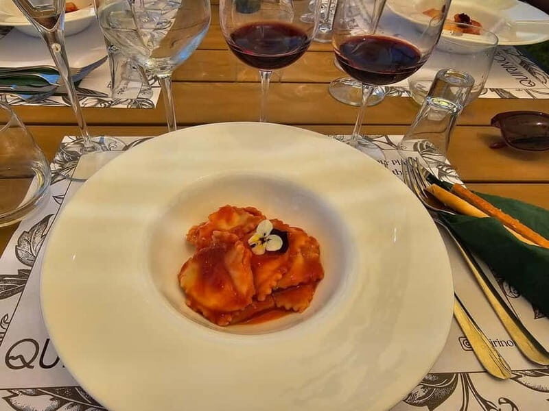 Pompeii: Archaeological Ruins Tour with Lunch - Key highlights at a glance