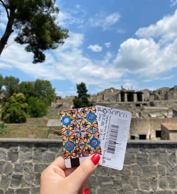 Pompeii: Entry Ticket with Book - Your Guide Book and Map: The Real Secret to Enjoying Pompeii