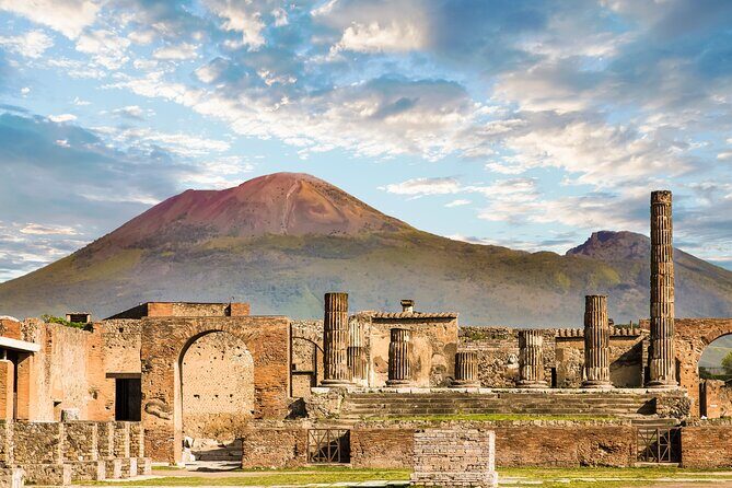 Pompeii guided group tour plus entry ticket - The Guided Walk: How the Ruins Become Stories
