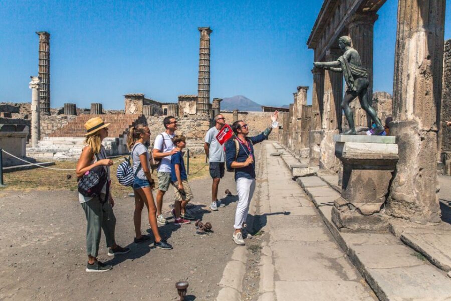 Pompeii: Guided Tour and Skip-the-Line Ticket - Porta Marina to the Civil Forum: the political and religious heart