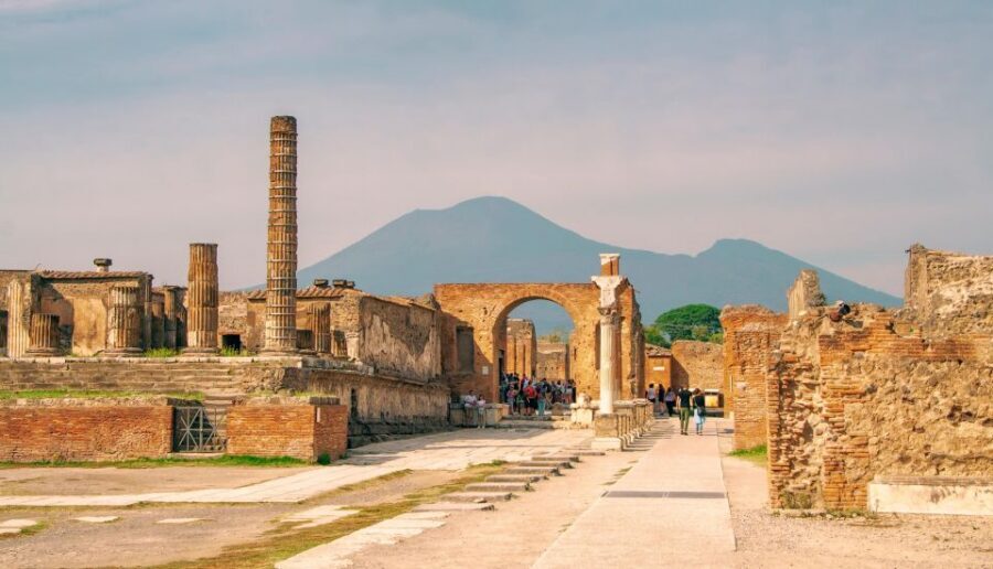 Pompeii Guided Tour with Archaeologist - Who should book this Pompeii archaeologist tour