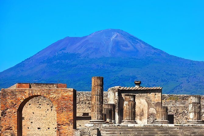 Pompeii Guided Walking Tour with Ticket - Pompeii, paced for real viewing (not sprinting)