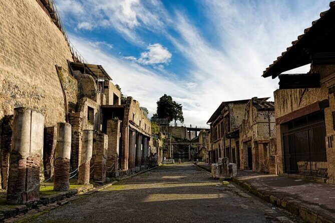 Pompeii Herculaneum - Cantina Del Vesuvio winery: lunch, tasting, and lacrima cristi