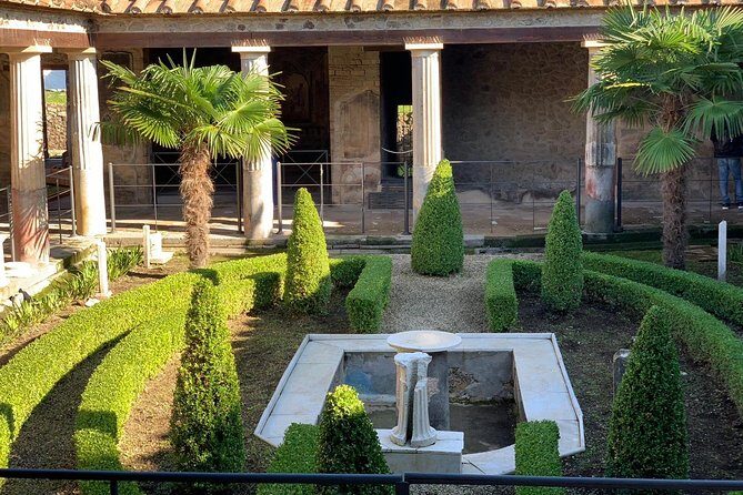 Pompeii & Mount Vesuvius Private Tour with Guide - What a Typical 8-Hour Day Feels Like
