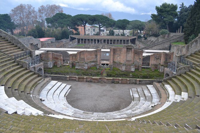 Pompeii, Positano & Sorrento private shore excursion - Basilica di Sant’Antonino: a quick stop with unusual details