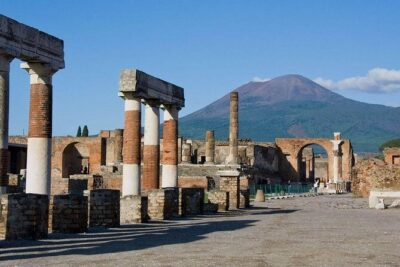 Pompeii Ruins & Wine Tasting with Lunch on Vesuvius with Private Transfer - Getting to Pompeii: private pickup and the self-guided reality