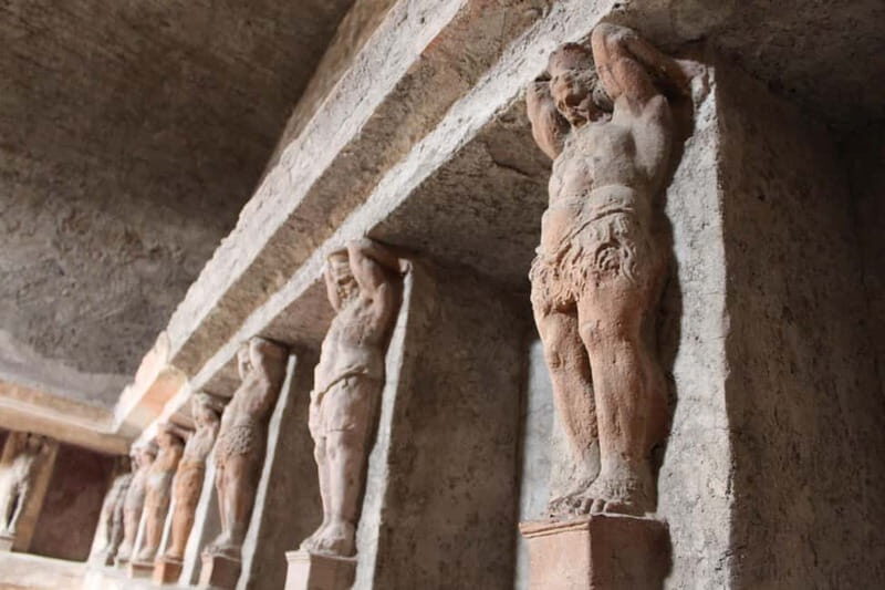 Pompeii: Skip-the-Line Guided Archaeological Discovery Tour - Elite residences and preserved streets: what to look for