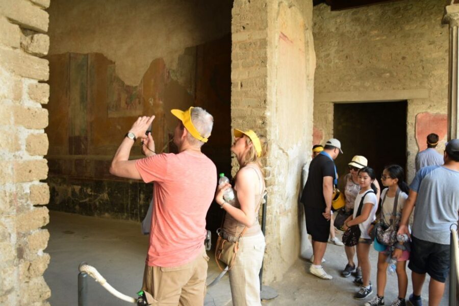 Pompeii Skip-the-Line Tour with Expert Archeological Guide - The Cameo Workshop Stop: A Hands-On Break Before the Ruins