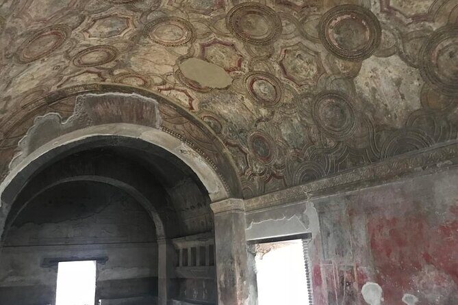 Pompeii Small Group Guided Tour with Skip-the-line Admission - Who should book this Pompeii small-group guided tour