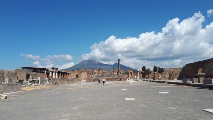 Pompeii Sunset tour for small group - Photo Stops That Actually Help Your Pictures