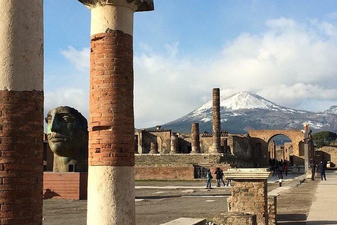 Pompeii Tour & Admission included in a Small Group - Tempio di Venere, Sanctuary of Apollo, and the Forum’s temple skyline