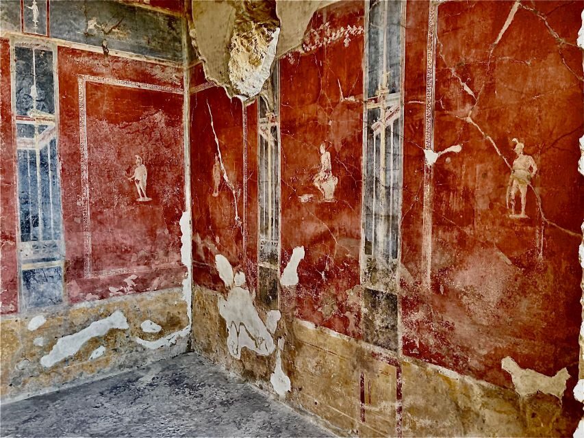 Pompeii - Vesuvius & Wine from Amalfi Coast all inclusive - Pompeii’s western city route: see the big stuff fast