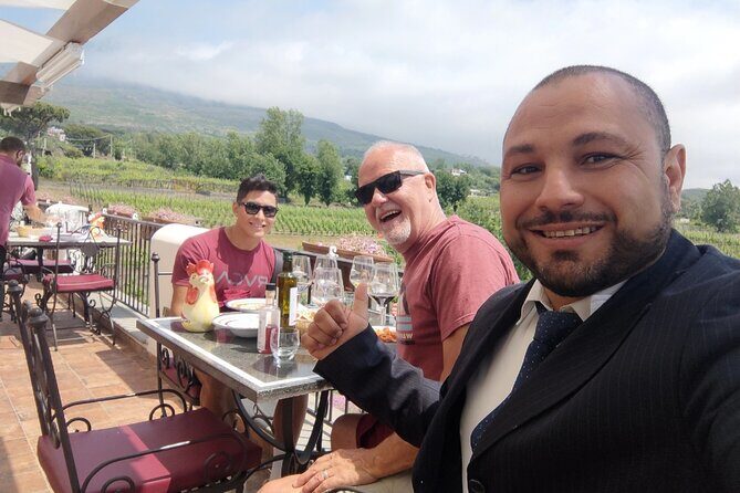 Pompeii, Vesuvius & Wine Tasting Private day Tour - Logistics that can make or break the day
