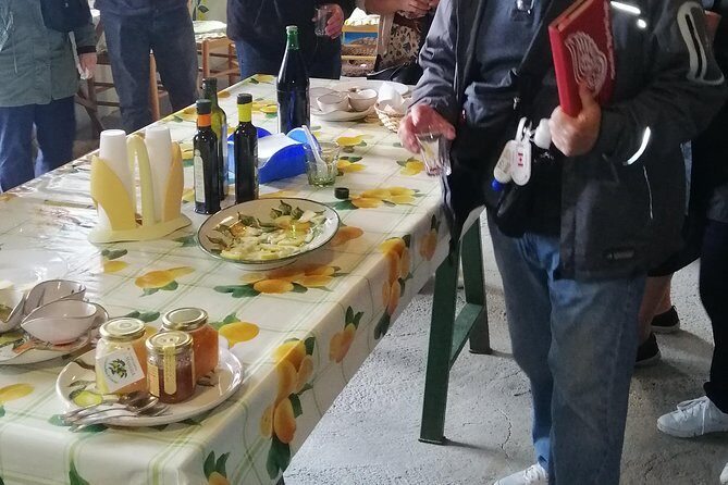 Private day tour: Pompei, Ravello and Amalfi. - Amalfi on a tight schedule: snacks, gelato, and limoncello