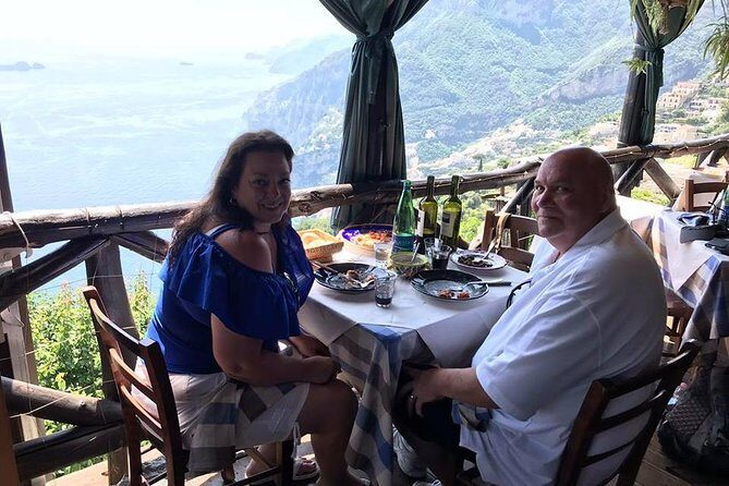 Private day tour: Pompei, Ravello and Amalfi. - The driver setup: English communication plus real local guidance