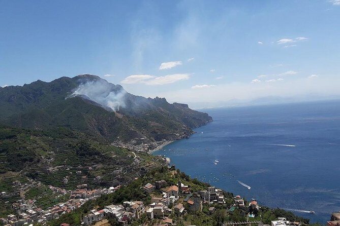 Private Exclusive VIP Tour of Positano, Pompeii & Mount Vesuvius - Positano Paradise Lounge Bar: use your hour well