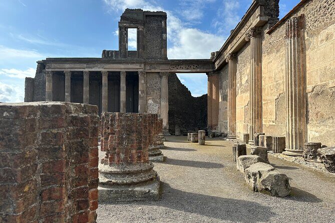 Private Guided Tour of Pompeii Excavations - Language, tickets, and what to expect on timing