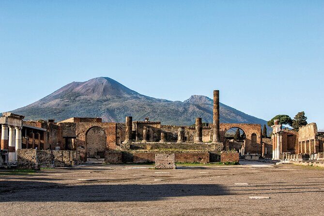 Private Guided Tour to Pompeii and Positano from Rome - Pompeii and Positano in one day: why this combo works