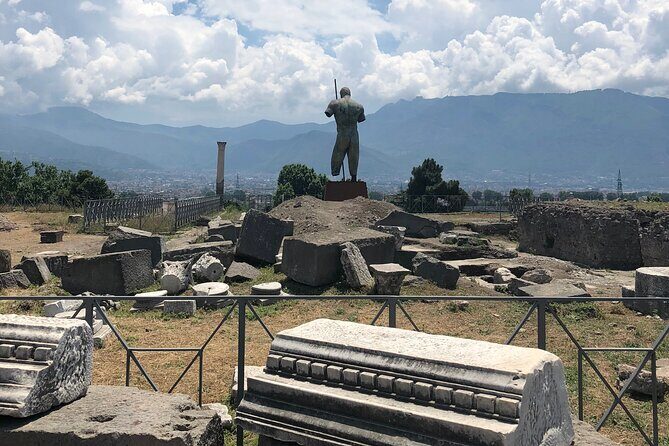 Private Pompeii and Herculaneum Day Tour with Pick Up - Why Pompeii and Herculaneum together actually works