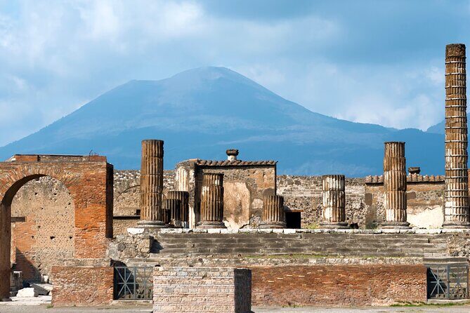 Private Tour of Pompeii and the Amalfi Coast from Sorrento or Naples - Amalfi in two hours: Cathedral of St. Andrew plus street food time
