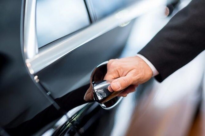 Private Transfer Naples to Amalfi Coast + 2 hours stop in Pompeii - A Private Transfer That Builds Pompeii Into Your Ride to Sorrento