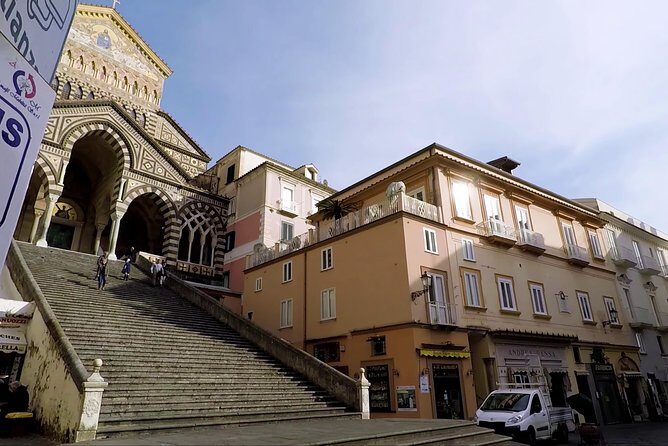 Private Transfer NAPLES to AMALFI or vv (with Stop option in Pompeii) - Optional Pompeii stop: a smart break on the way