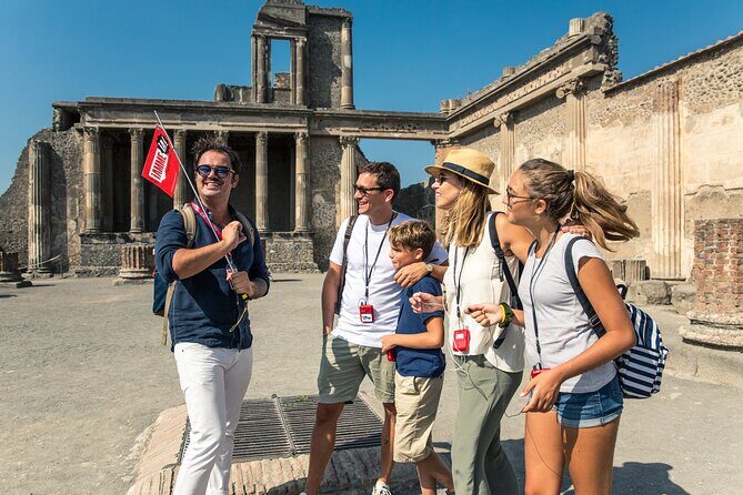 Private Transfer: Naples to Sorrento with Pompeii Guided Tour - Practicalities: Timing, Heat, Shoes, and Luggage
