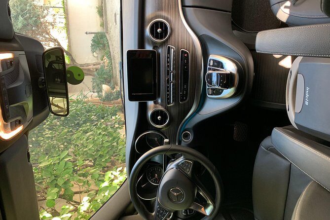 Private Transfer POSITANO to ROME or vv (Pompeii stop optionable) - Door-to-Door Rome ↔ Positano Comfort in a Private Mercedes