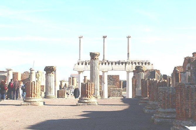 Rome to Pompeii & Positano Day Trip with Hotel Pick Up & Skip The Line Tickets - Positano Free Time and the Chiesa di Santa Maria Assunta