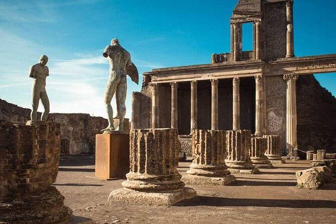 Round-Trip Shuttle Transfer from Naples to Pompeii - Who This Shuttle Fits Best (and Who Should Skip It)