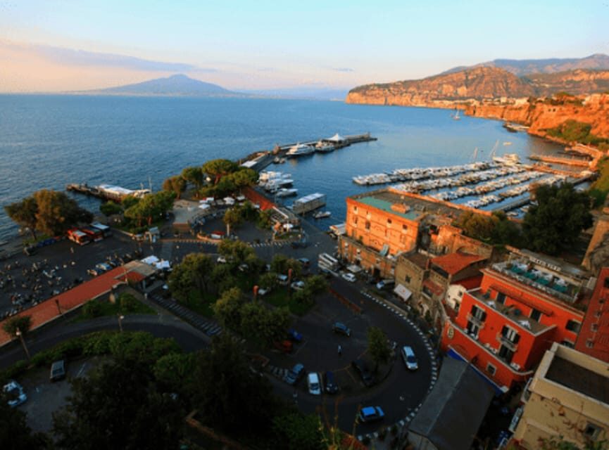Shared Tour Sorrento, Amalfi Coast, and Pompeii from Naples - FAQ