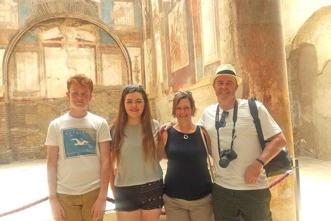 Skip the Line Ancient Herculaneum Walking Tour with Top Rated Guide - Parco Acheologico di Ercolano: where the story begins