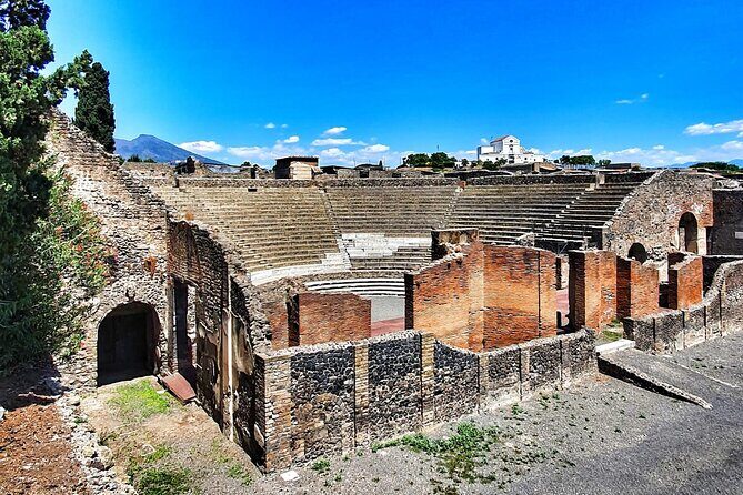 Skip the line Pompeii Guided Tour - Getting From Sorrento to Pompeii Without the Headache