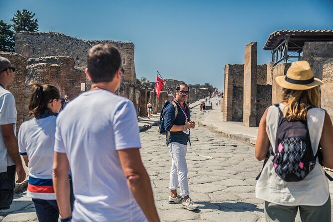 Skip-the-Line Pompeii & Mt. Vesuvius Day Trip from Naples - Group Size, Pacing, and the Listening Problem