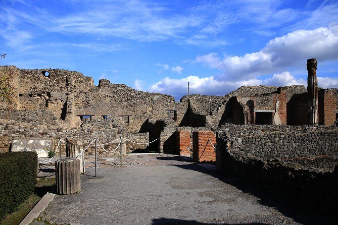 Skip the Line Pompeii Tour For Kids and Families w Special Guide - Why a kid-focused Pompeii tour works so much better