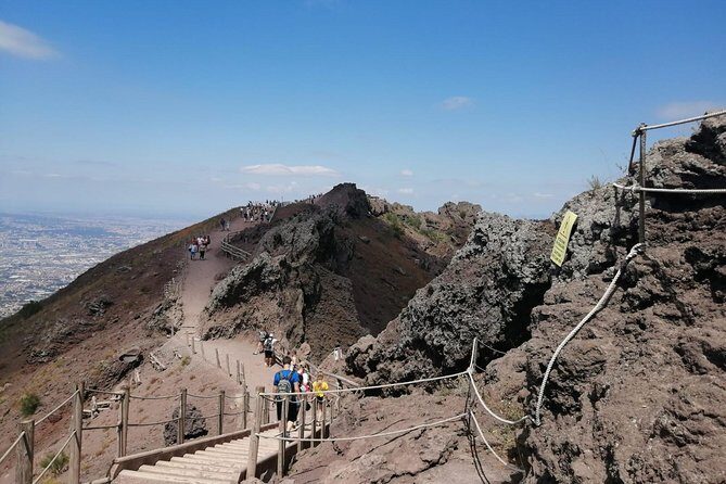 Skip-the-Line Pompeii & Volcano Vesuvius Day Tour w Hotel or Port Pickup - What you’ll gain from a private, guided pace (and what you might not get)
